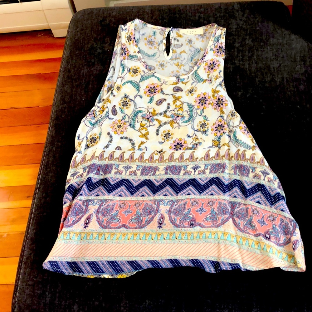Pattern tank